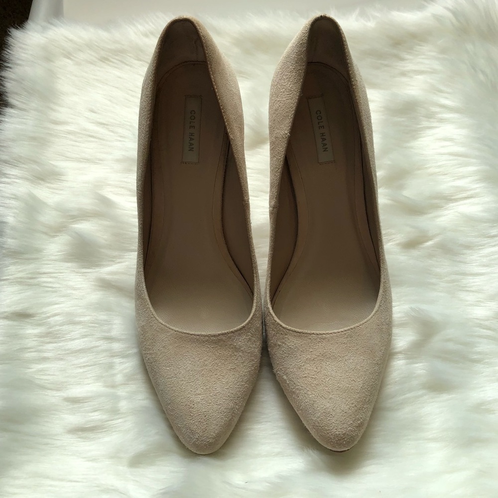 COLE HAAN Blush Pink Suede Eliza Pumps - Picture 3 of 8